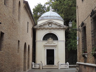 Ravenna - Tomba di Dante