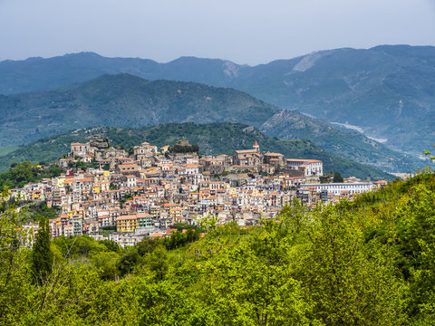 Italy, Sicily, mountain village Castiglione di Sicilia