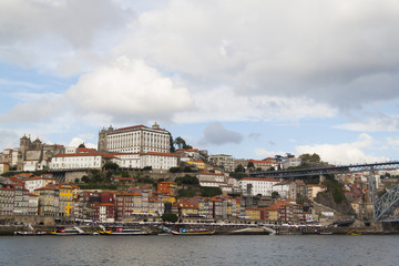 Fototapeta na wymiar Oporto Cityscape