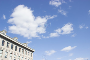 Naklejka premium Bubble in Sky