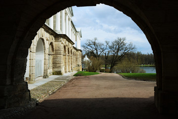 View through the arch in the Catherine Park.