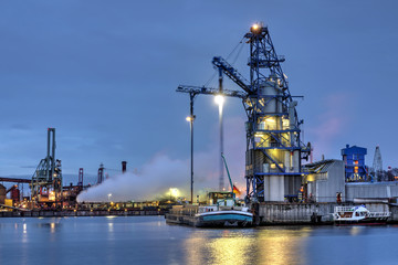 Obraz premium Hamburg - Port Dradenau