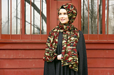 Fototapeta na wymiar beautiful young muslim women portrait
