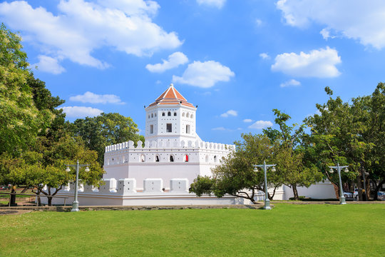 Phra Sumen Fort and park near grand palace in Bangkok, Thailand