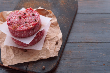 the formation of ground beef for grilling burger