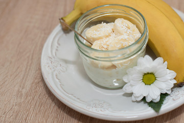 Obraz na płótnie Canvas home sweet banana pudding for breakfast