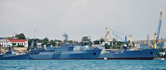 Fototapeta premium The ship on a blue sea