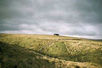 A lone barn on a hillside in County Durham