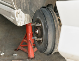 Auto mechanic Car,Removing wheels Equipment mechanic 