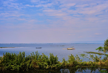 Fototapeta na wymiar lake Ubonrat