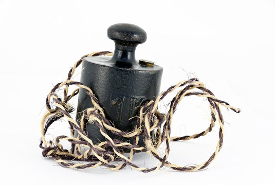iron weight and rough string