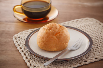 シュークリームとコーヒー