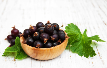 bowl with black currant