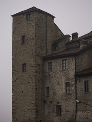 Fototapeta na wymiar Torre del Monastero Bormida