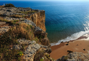 Fototapeta na wymiar Praia da Afurada (Algarve, Portugal).