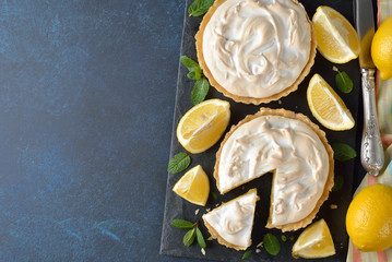 Lemon pie with meringue
