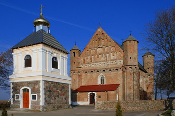 Fototapeta na wymiar Belarus, Synkovichi, St. Michael's Church