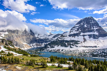 Hidden Lake in  Glacier National Park, Montana - obrazy, fototapety, plakaty