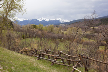Fototapeta na wymiar Colorado Ranch and the Rocky Mountains