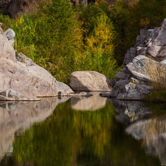 Fototapeta na wymiar Sycamore Creek Reflections in Fall, Arizona, USA