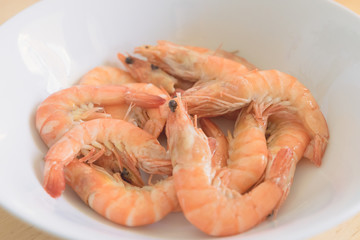 Riesengarnelen, gekocht und mit Schale