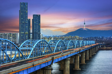 Obraz premium Twilight Seoul capital city,South Korea.