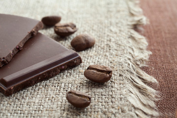 Chocolate and roasted coffee beans on a classic linen fabric in two colors.