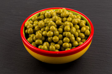 Marinated green peas