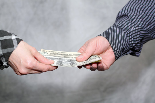 How to Borrow Money From Loved Ones Without Ruining Relationships
