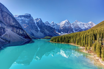 Turquoise splendor Moraine Lake in Banff National Park, Alberta, Canada - obrazy, fototapety, plakaty