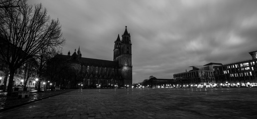 Magdeburger Dom (schwarzweiss)