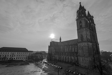 Der Dom zu Magdeburg an einem Wintermorgen  (HDR)