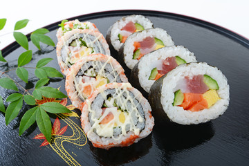 おいしそうなおカリフォルニアロール巻き
