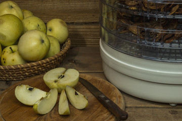 Stocking up apple and pears