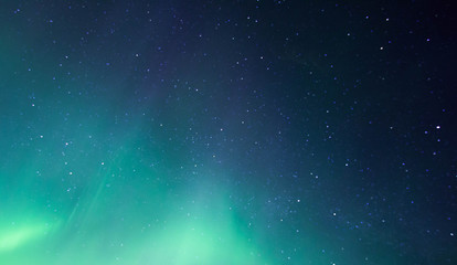 Aurora borealis-display, noorderlicht in IJsland