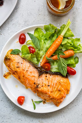 Grilled Salmon with salad