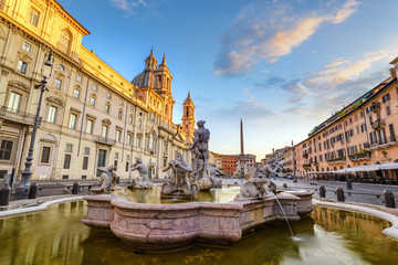 Fototapeta premium Piazza Navona rano, Rzym, Włochy