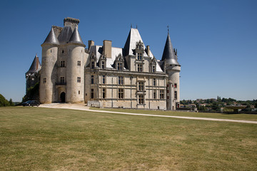Fototapeta na wymiar La Rochefoucauld / castle in france