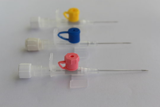 Different sizes of intravenous cannula.