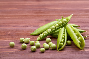 Fresh green peas