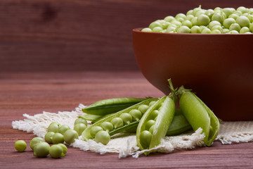 Fresh green peas