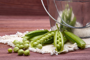 Fresh green peas