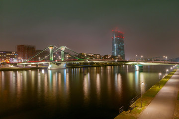 Obraz premium Frankfurt. City embankment.