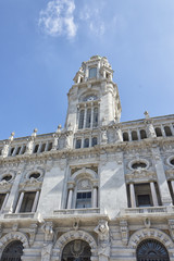 Fototapeta na wymiar old city hall of Porto on Avenida dos Aliados, Portugal
