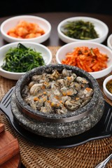 dolsot gul bap. Rice with Oysters in a Hot Pot