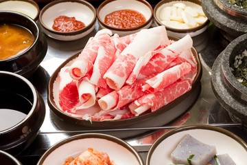  Leaf Wraps and Rice with Beef . ssambap