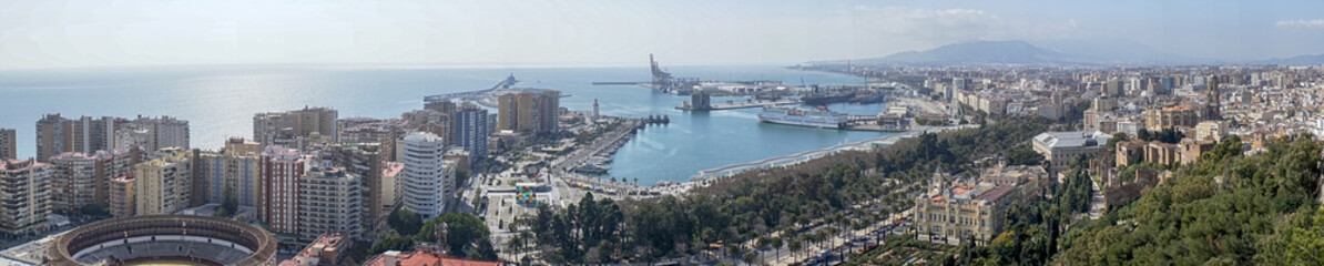 Panorámica de la ciudad monumental de Málaga, Andalucía