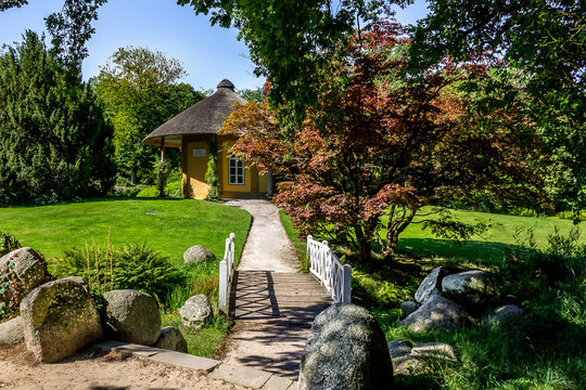 L&uuml;tetsburg Castle Park