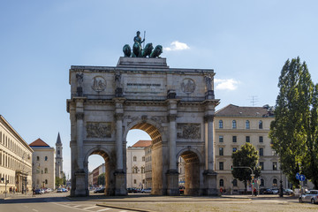 Fototapeta premium Victory Gate (Siegestor) in Munich, Germany, 2015