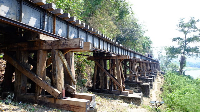 death railway bridge Tham krasae